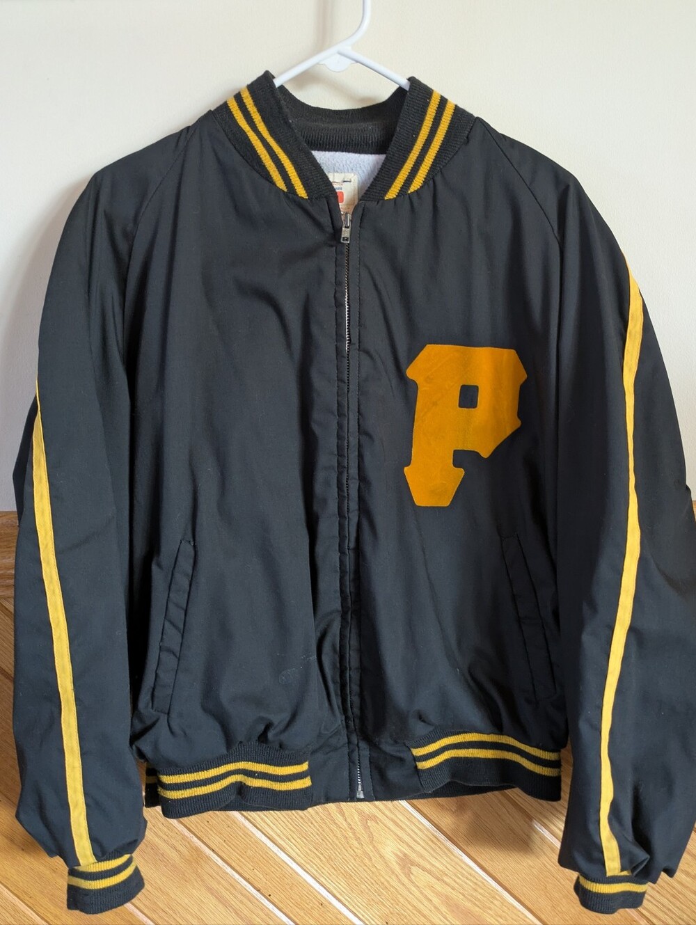 Vintage 70s Pittsburgh Pirates MLB Dugout Bomber Jacket - Pyramid Outerwear